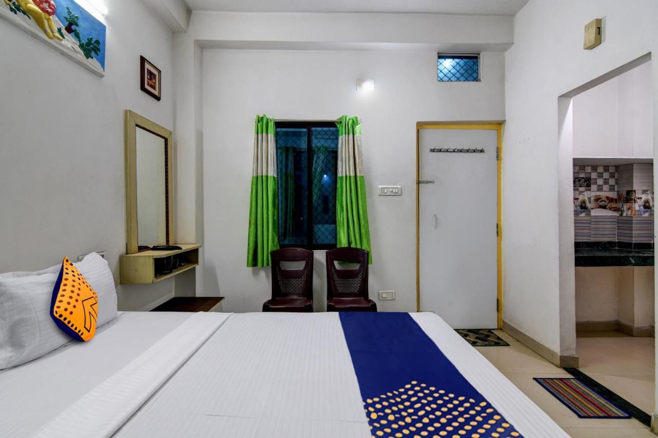 Hotel Spot On Ray Palace Puri Exterior foto