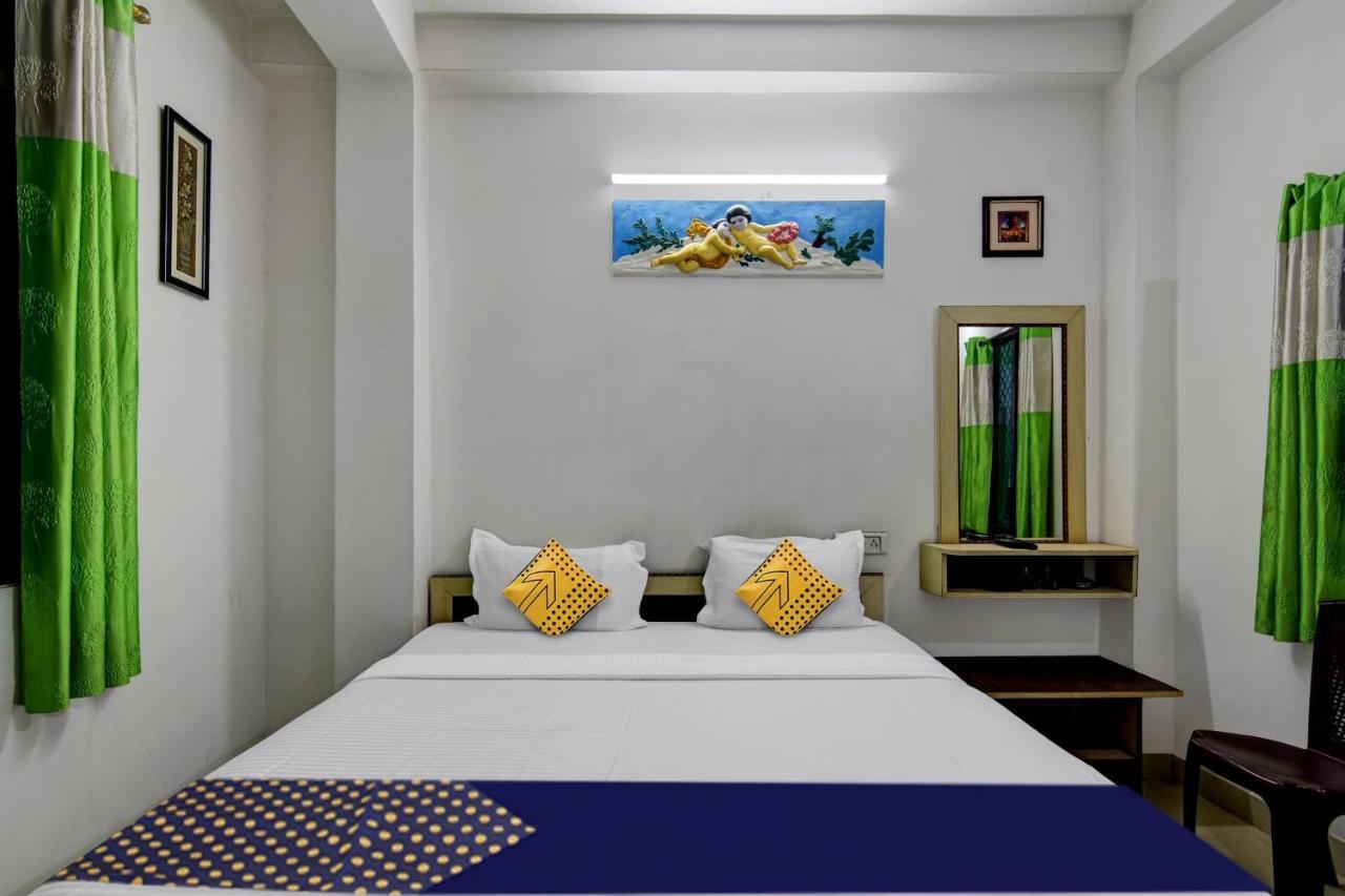 Hotel Spot On Ray Palace Puri Exterior foto