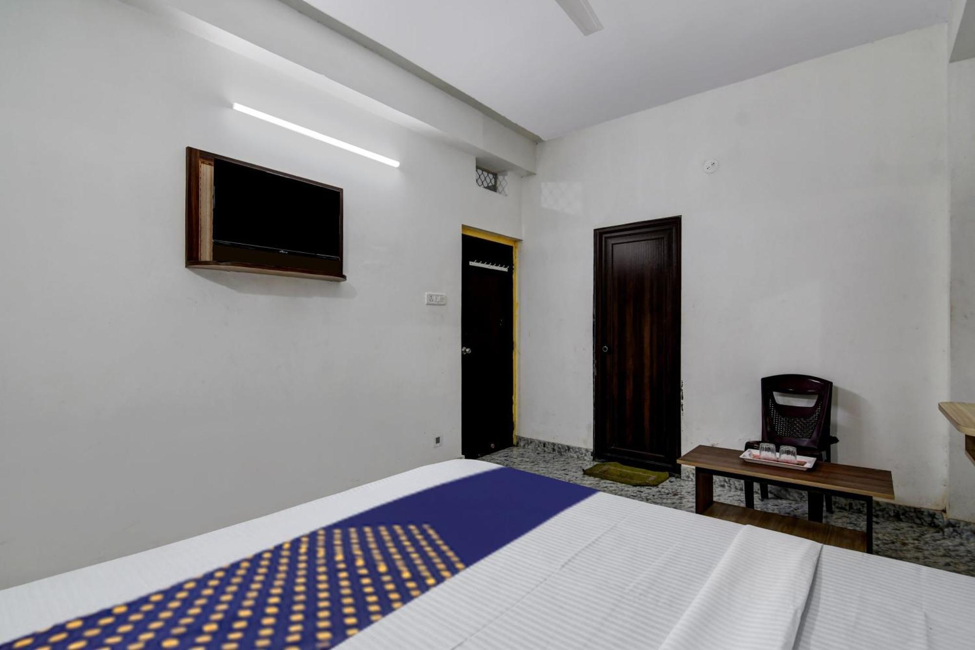 Hotel Spot On Ray Palace Puri Exterior foto