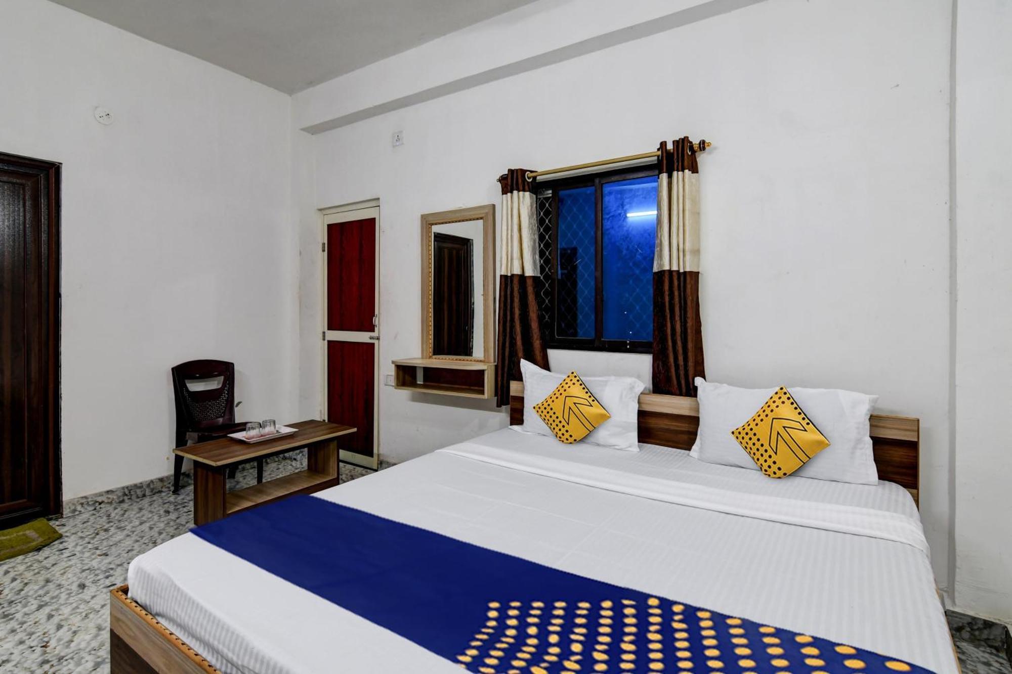 Hotel Spot On Ray Palace Puri Exterior foto